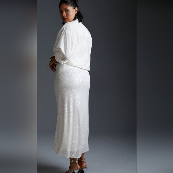 Stunning Winter White Sequined Fluted Hem Midi Fem Glam Coquette Girl Holiday - Picture 14 of 17